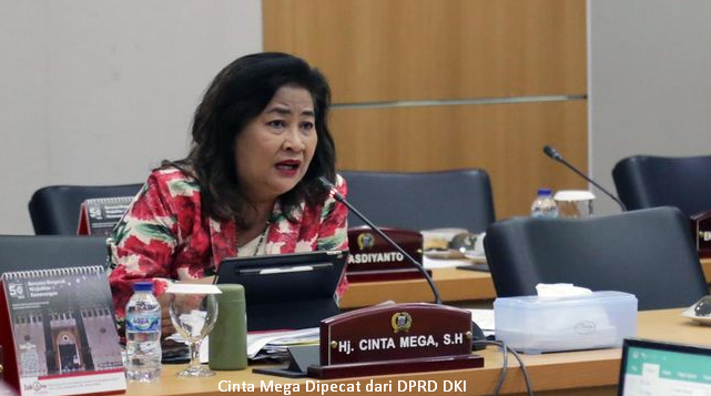 Cinta Mega Dipecat dari DPRD DKI